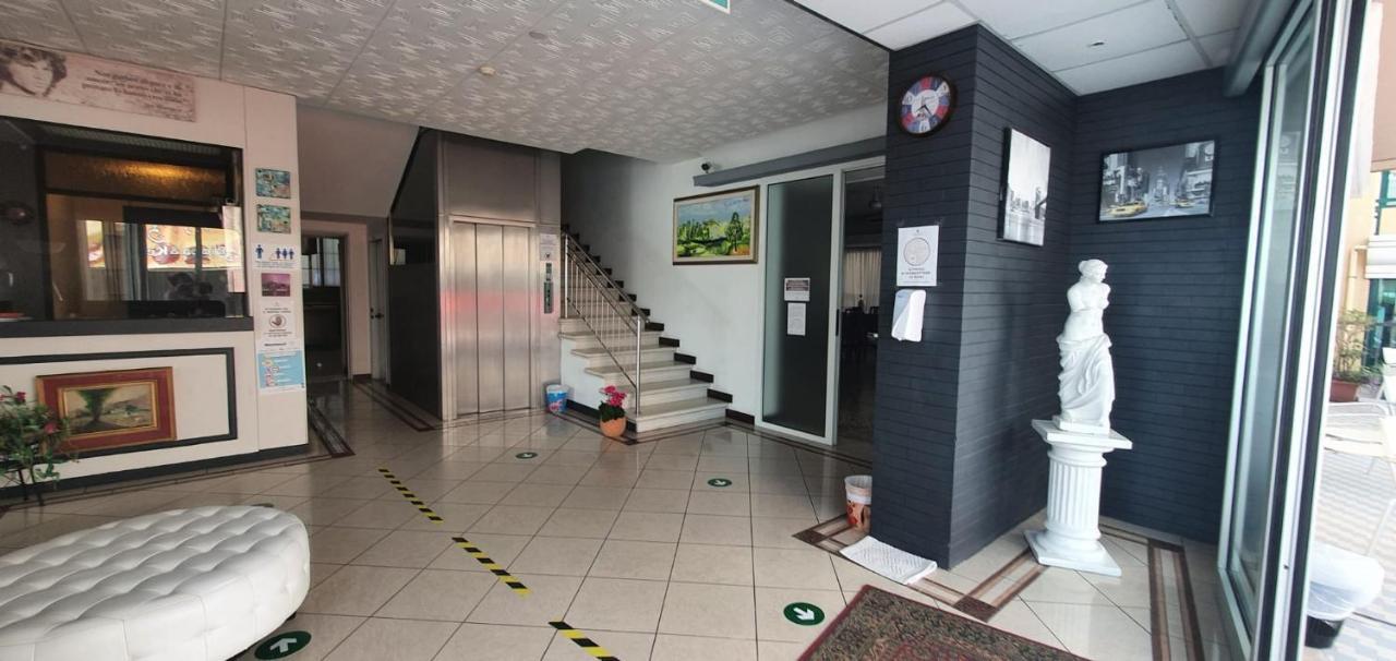 Hotel Venus 里米尼 外观 照片
