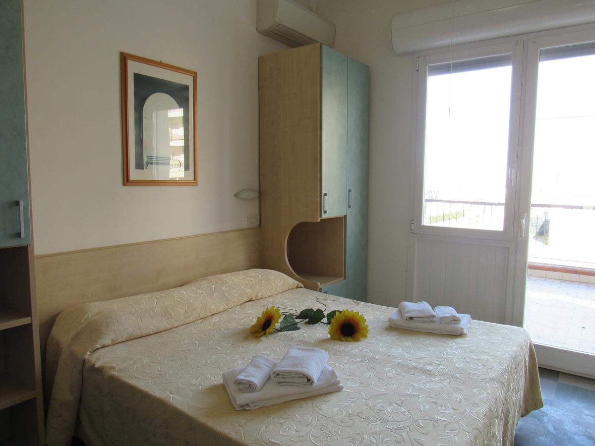 Hotel Venus 里米尼 外观 照片